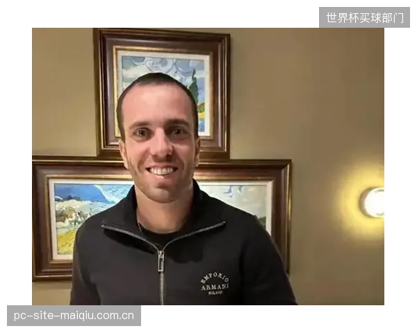 塞尔吉尼奥成为国安中场传球核心,但球队整体配合仍需磨合。 塞尔吉尼奥成为国安中场传球核心,但球队整体配合仍需磨合。